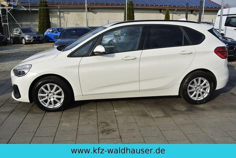 Gebraucht BMW 218 Advantage 150 PS (110 kW) 2019 Weiß Kombi