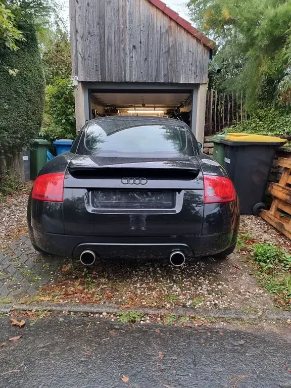 Używany Audi TT Sport 230 KM (169 kW) 2002 Czarny Coupe