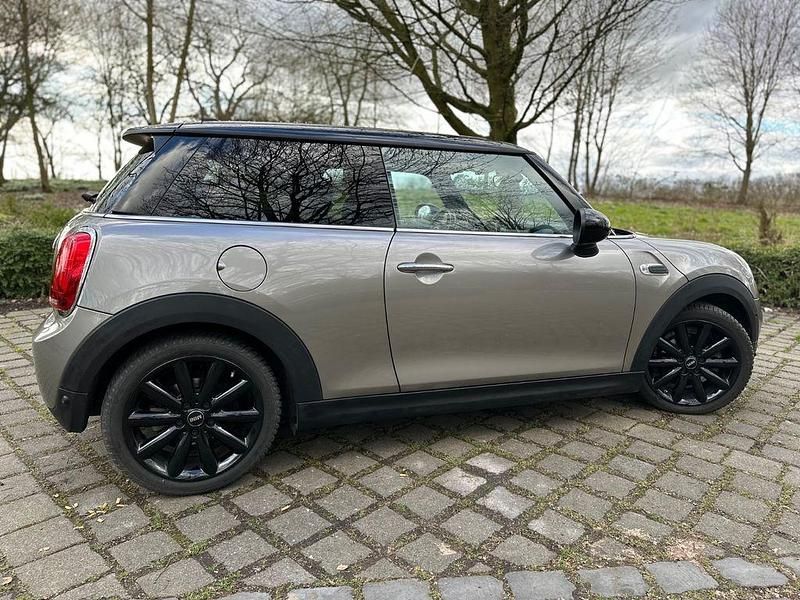 Gebraucht Mini Cooper 136 PS (100 kW) 2017 Silber Kleinwagen