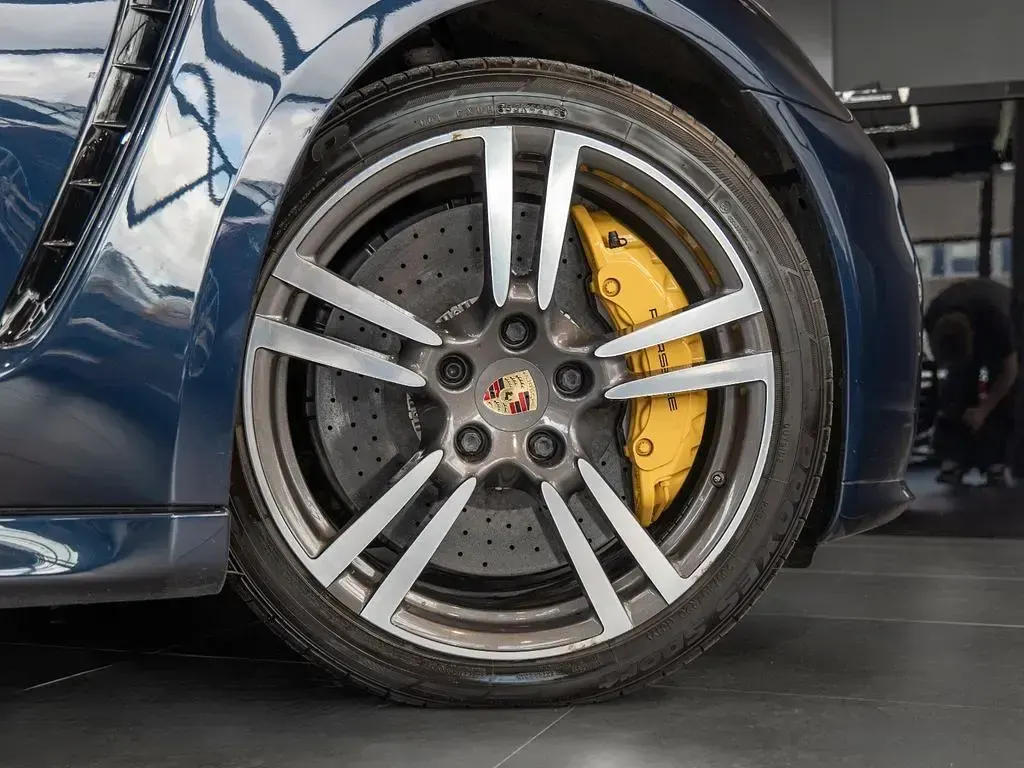 Gebraucht Porsche Panamera GTS 441 PS (324 kW) 2016 Blau Kleinwagen