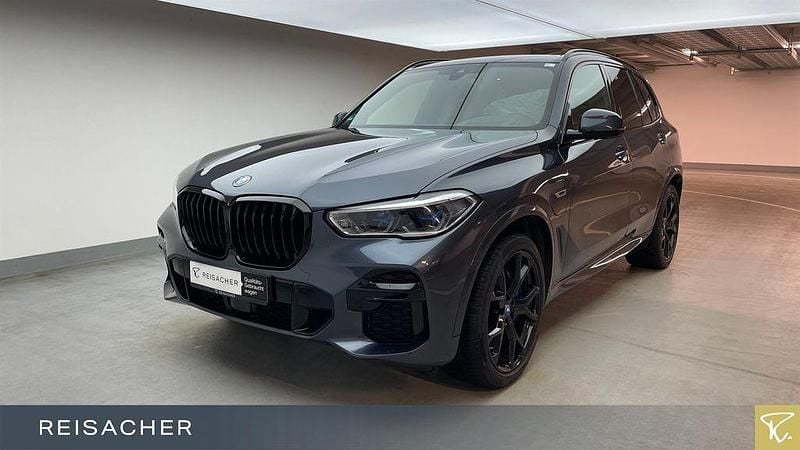 Arktikgrau brillanteffekt Gebraucht 2022 BMW X5 M Sport SUV | 58.749 € (Guter Preis) - Bild 1/4