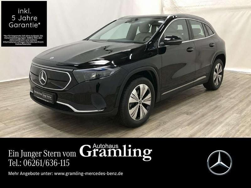 Schwarz Gebraucht 2022 Mercedes EQA250 Progressive SUV | 28.724 € (Fairer Preis) - Bild 1/4