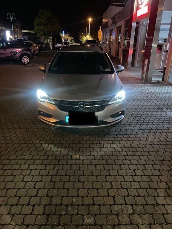 Gebraucht Opel Astra Dynamic 110 PS (80 kW) 2018 Silber Kombi