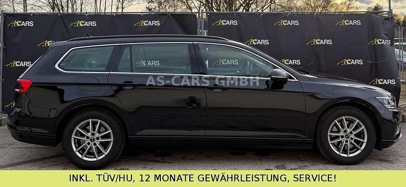 Gebraucht VW Passat Business 122 PS (89 kW) 2022 Schwarz Kombi