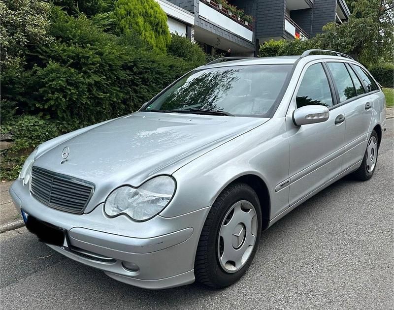 Silber Gebraucht 2003 Mercedes C180 Kombi | 1.999 € (Guter Preis) - Bild 1/4