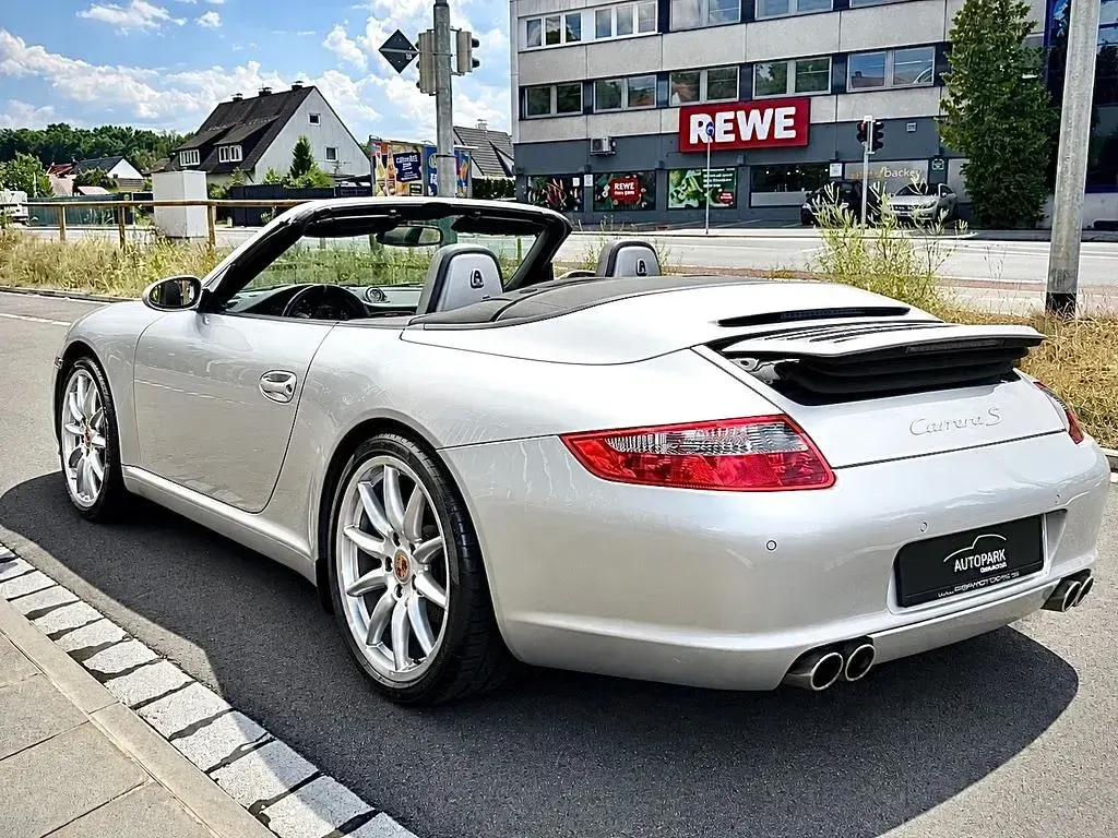 Gebraucht Porsche 911 Carrera Cabriolet Chrono 325 PS (239 kW) 2005 Silber Cabrio
