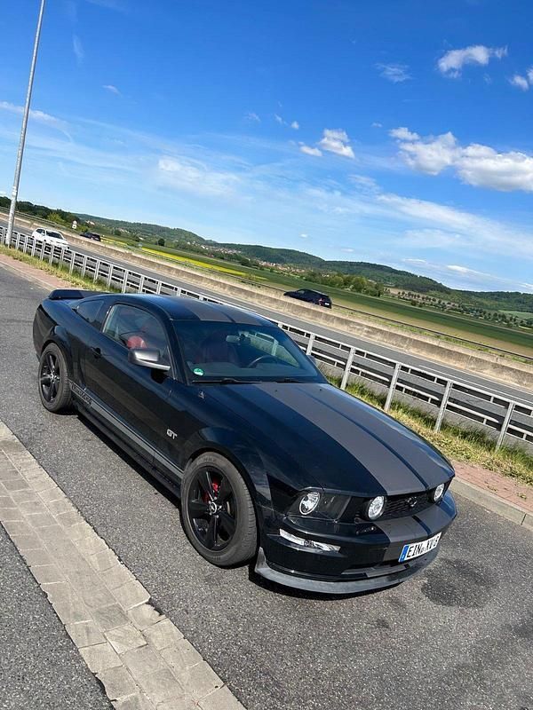 Schwarz Gebraucht 2008 Ford Mustang GT Coupé | 15.500 € (Guter Preis) - Bild 1/4