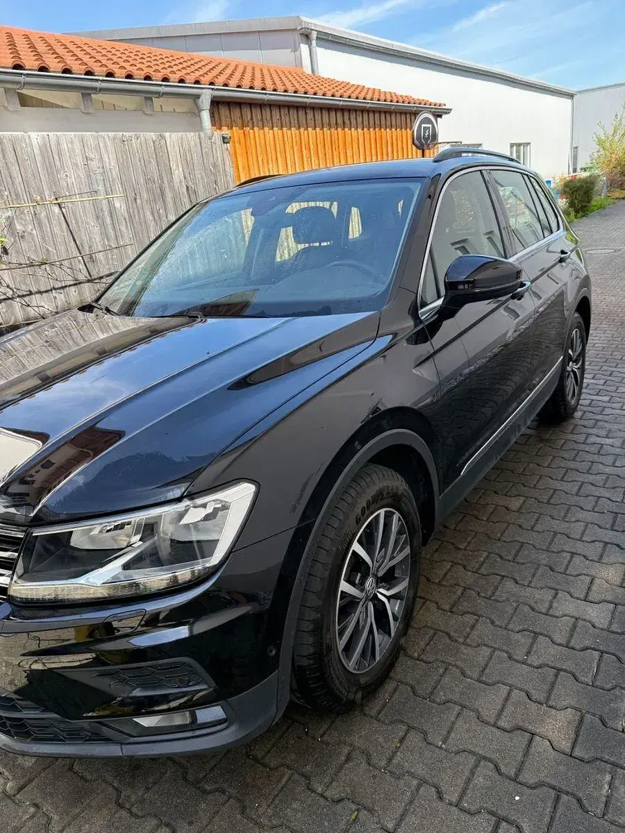 Gebraucht VW Tiguan 131 PS (96 kW) 2020 SUV