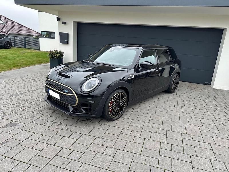 Schwarz Gebraucht 2023 Mini John Cooper Works Clubman Untold Edition Kombi | 40.007 € (Fairer Preis) - Bild 1/4
