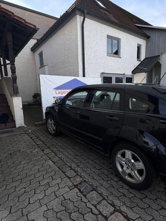 Gebraucht Dodge Caliber SE 150 PS (110 kW) 2010 Schwarz Kleinwagen