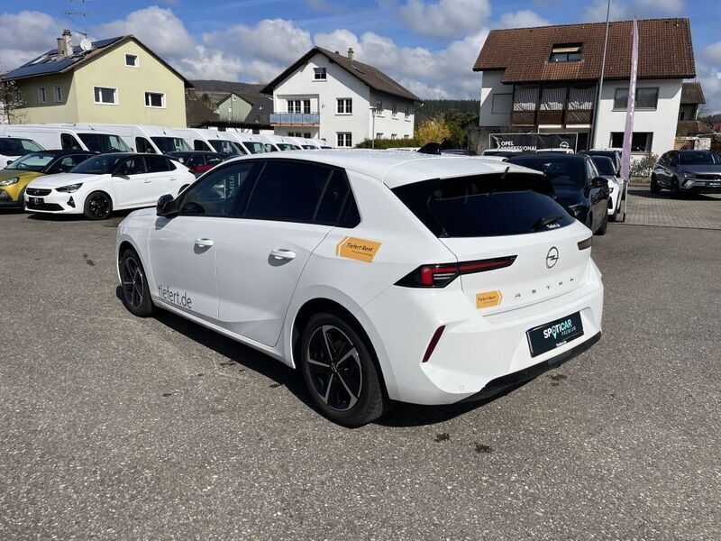 Gebraucht Opel Astra Elegance 131 PS (96 kW) 2023 Weiß Limousine