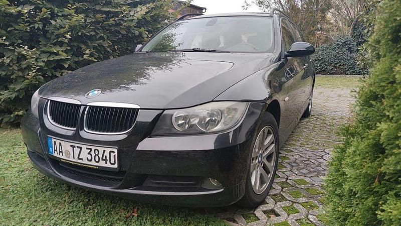 Gebraucht BMW 320 170 PS (125 kW) 2008 Schwarz Kombi