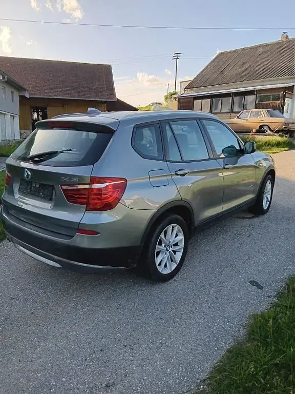 Gebraucht BMW X3 184 PS (135 kW) 2012 Grau SUV