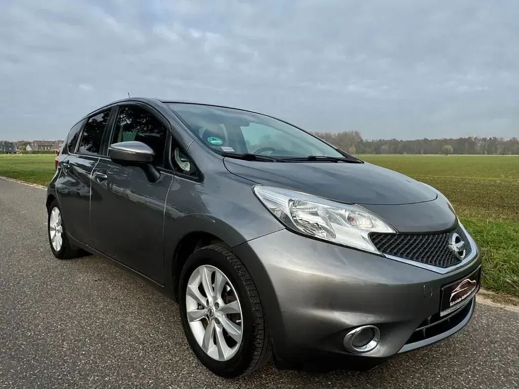 Gebraucht Nissan Note Acenta 80 PS (58 kW) 2014 Grau Kleinwagen