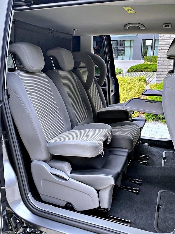 Grau Gebraucht 2012 Seat Alhambra Van / Kleinbus | 13.900 € (Etwas zu teuer) - Bild 1/4