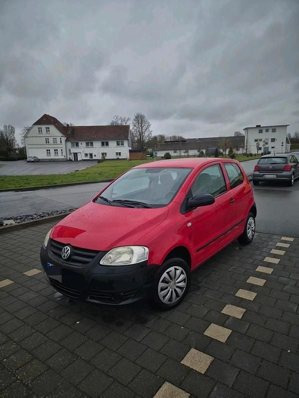 Second-hand VW Fox 55 CP (40 kW) 2008 Roșu Hatchback