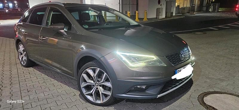 Braun Gebraucht 2015 Seat Leon X-Perience Kombi | 7.500 € (Fairer Preis) - Bild 1/4