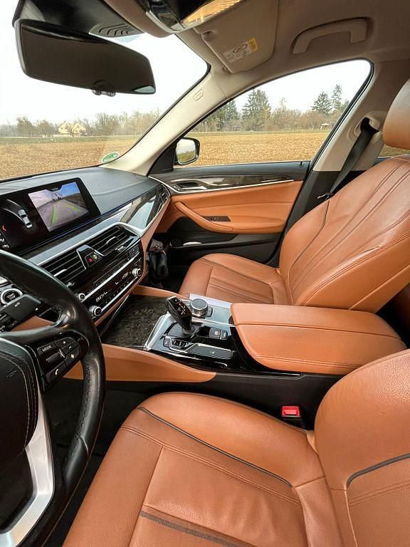Gebraucht BMW 530 252 PS (185 kW) 2018 Schwarz Limousine