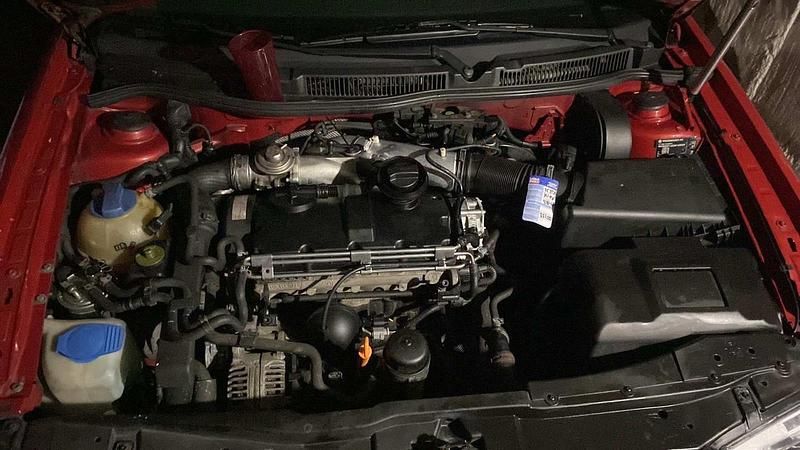 Gebraucht VW Bora 131 PS (96 kW) 2001 Rot Kombi