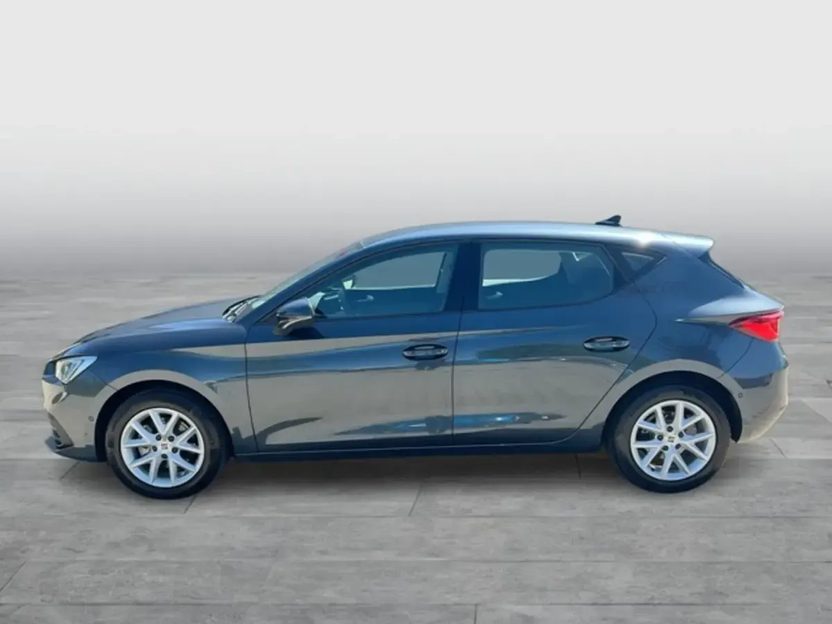 Gebraucht Seat Leon Style 110 PS (80 kW) 2024 Grau Limousine