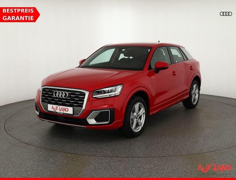 Gebraucht Audi Q2 Comfort 116 PS (85 kW) 2019 Rot SUV