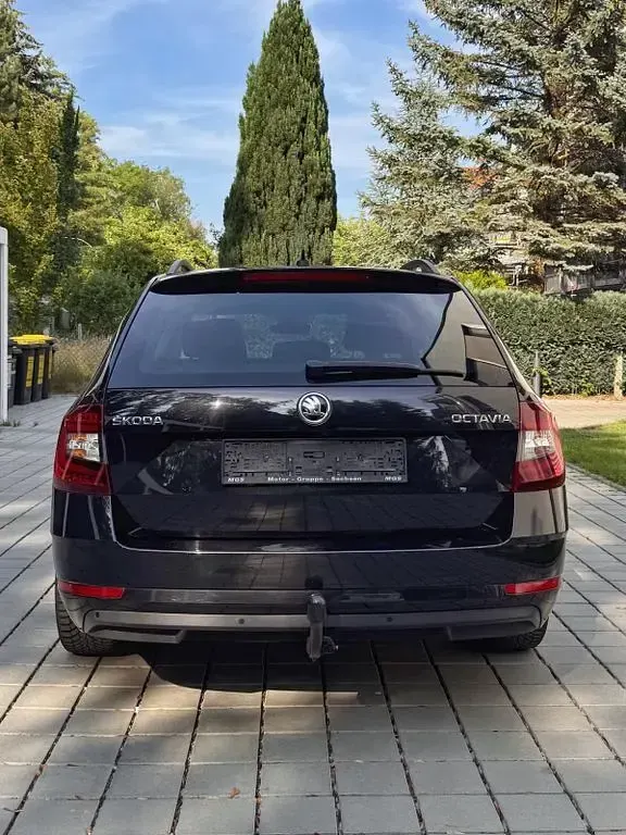Gebraucht Skoda Octavia Soleil 150 PS (110 kW) 2019 Schwarz Kombi