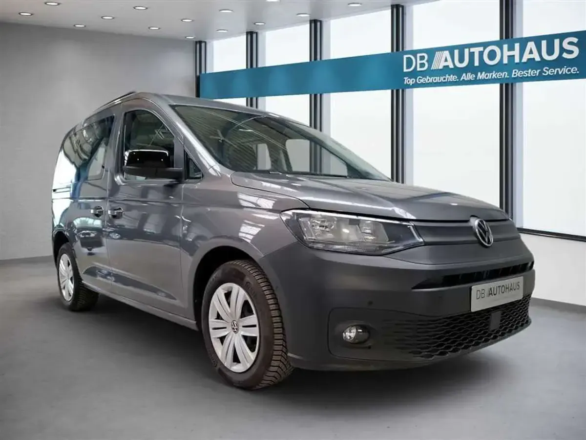 Gebraucht VW Caddy 102 PS (75 kW) 2023 Grau Van / Kleinbus