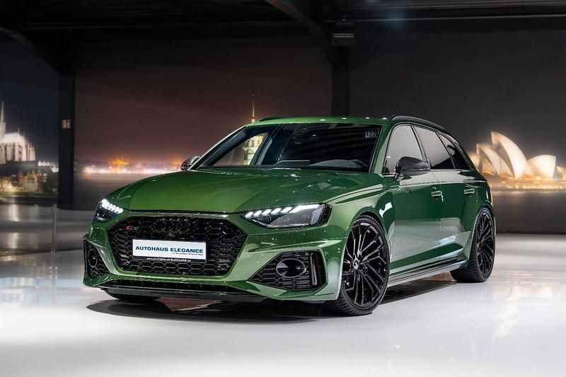 Grün Gebraucht 2021 Audi RS4 Sport Kombi | 61.980 € (Guter Preis) - Bild 1/4