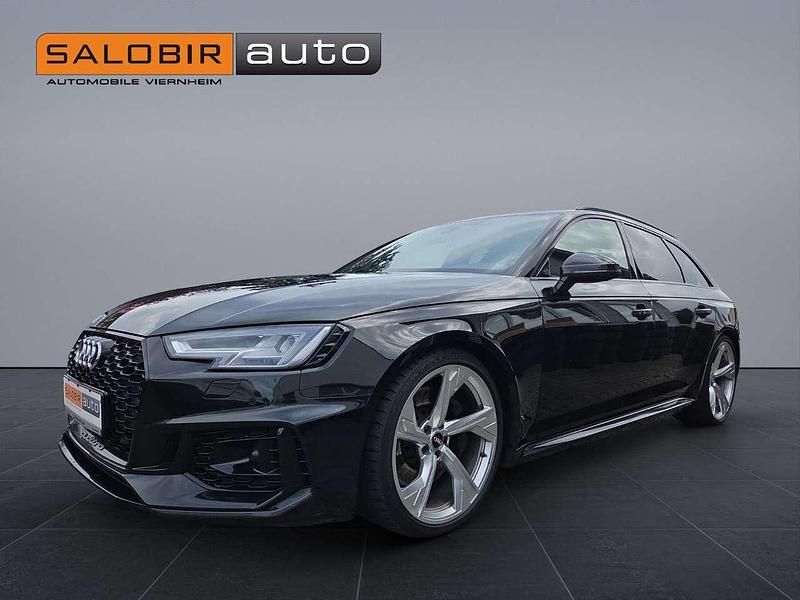 Gebraucht Audi RS4 Sport 450 PS (330 kW) 2019 Mythosschwarz metallic Kombi