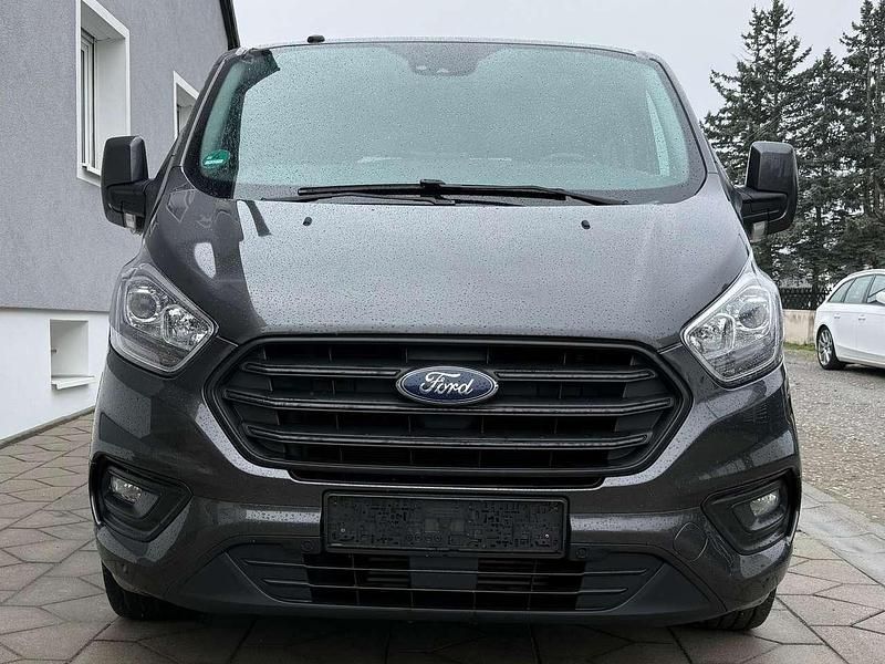 Gebraucht Ford Transit Custom 170 PS (125 kW) 2018 Magneticgrau (metallic) Kombi