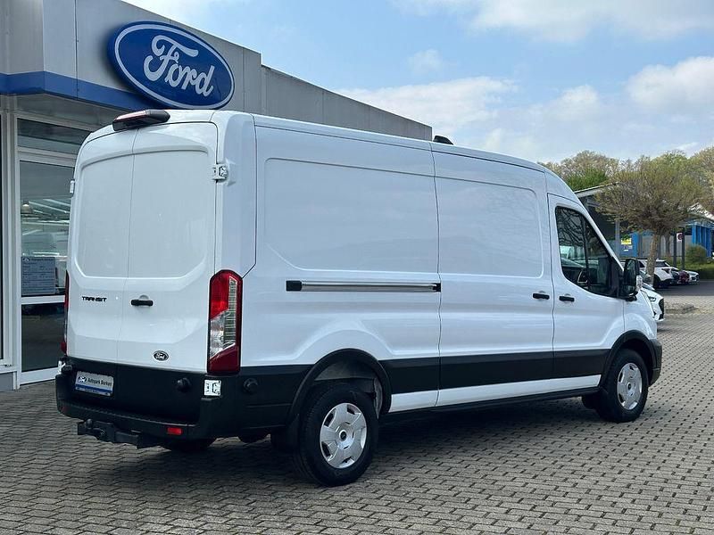 Gebraucht Ford Transit Trend 131 PS (96 kW) 2025 Weiß Van / Kleinbus