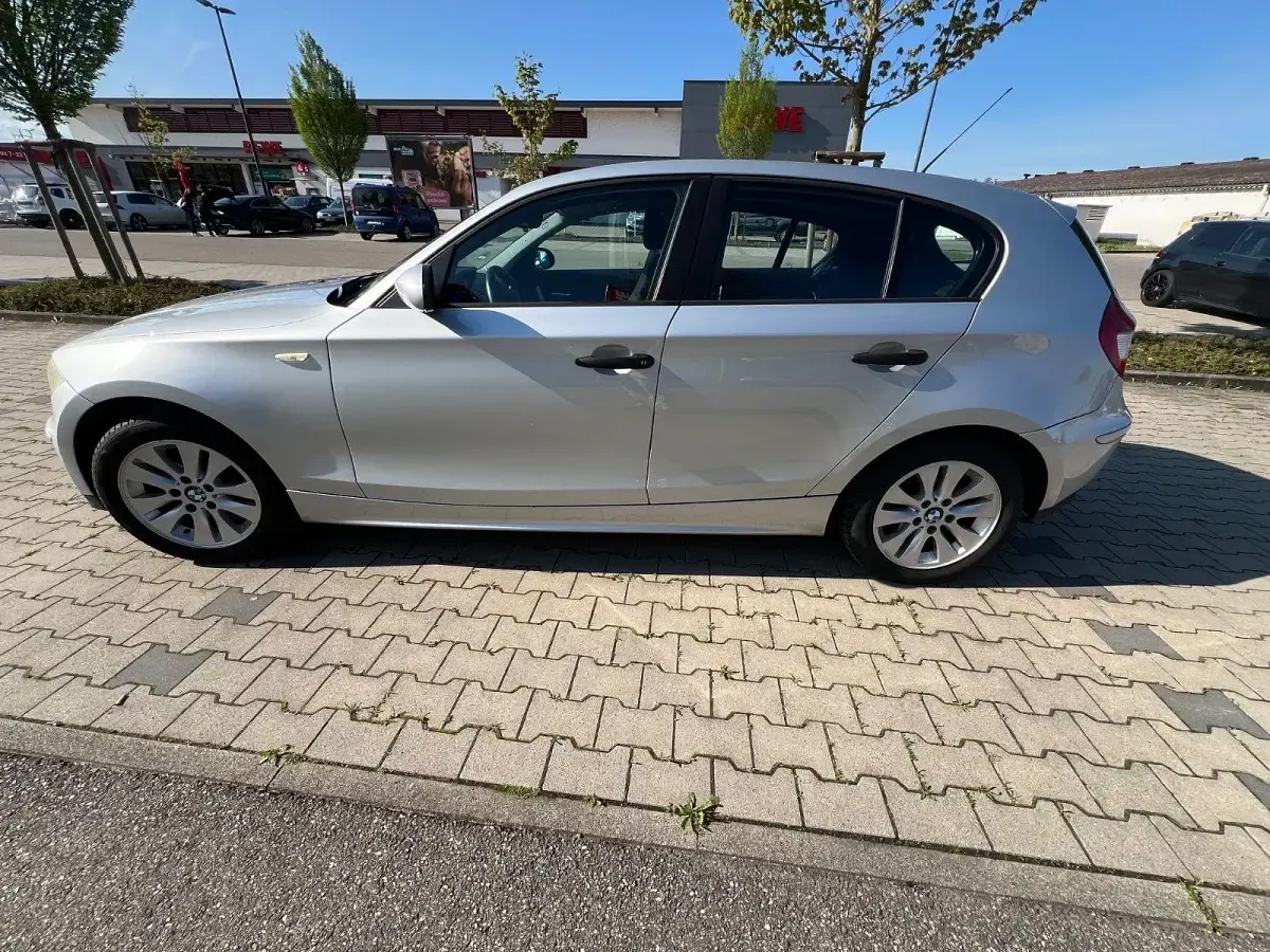 Gebraucht BMW 116 116 PS (85 kW) 2005 Silber Kleinwagen
