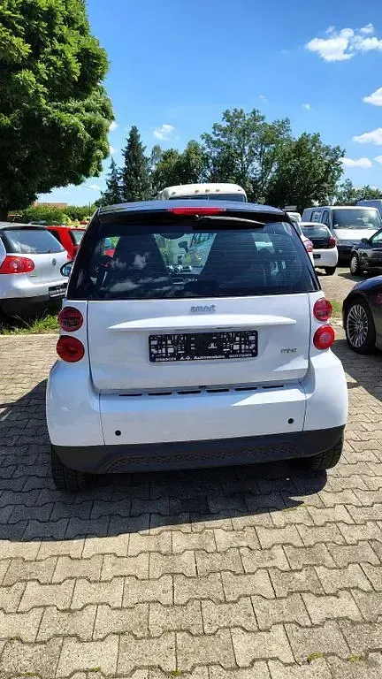 Gebraucht Smart ForTwo Coupé 61 PS (44 kW) 2012 Schwarz Coupé