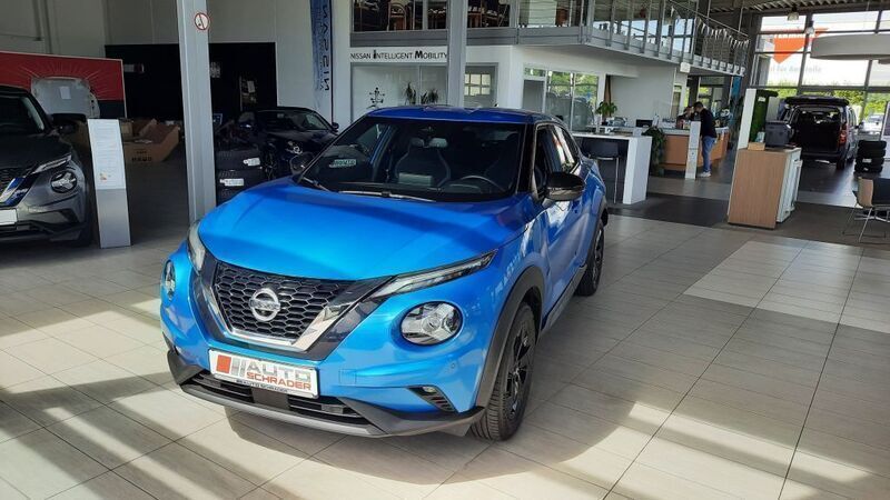 Blau Gebraucht 2020 Nissan Juke N-Connecta SUV | 17.450 € (Etwas zu teuer) - Bild 1/4