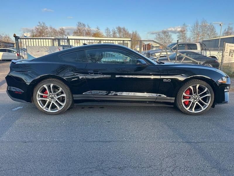 Gebraucht Ford Mustang GT 450 PS (330 kW) 2021 Schwarz