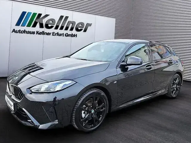 Gebraucht BMW 120 M Sport 163 PS (119 kW) 2025 Schwarz Kleinwagen