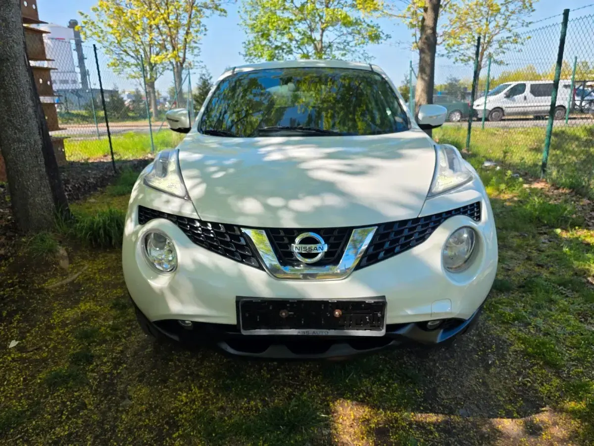 Gebraucht Nissan Juke N-Connecta 116 PS (85 kW) 2018 Weiß SUV