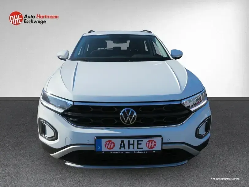 Gebraucht VW T-Roc Life 150 PS (110 kW) 2022 Pure white SUV