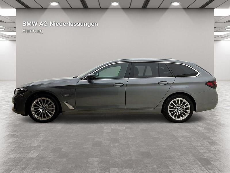 Gebraucht BMW 530e 184 PS (135 kW) 2022 Grau Kombi