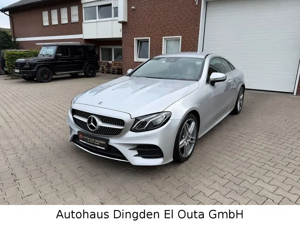 Gebraucht Mercedes E300 AMG line 245 PS (180 kW) 2017 Silber Coupé