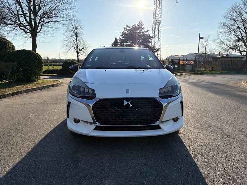 Gebraucht Citroën DS3 131 PS (96 kW) 2016 Weiß Kleinwagen
