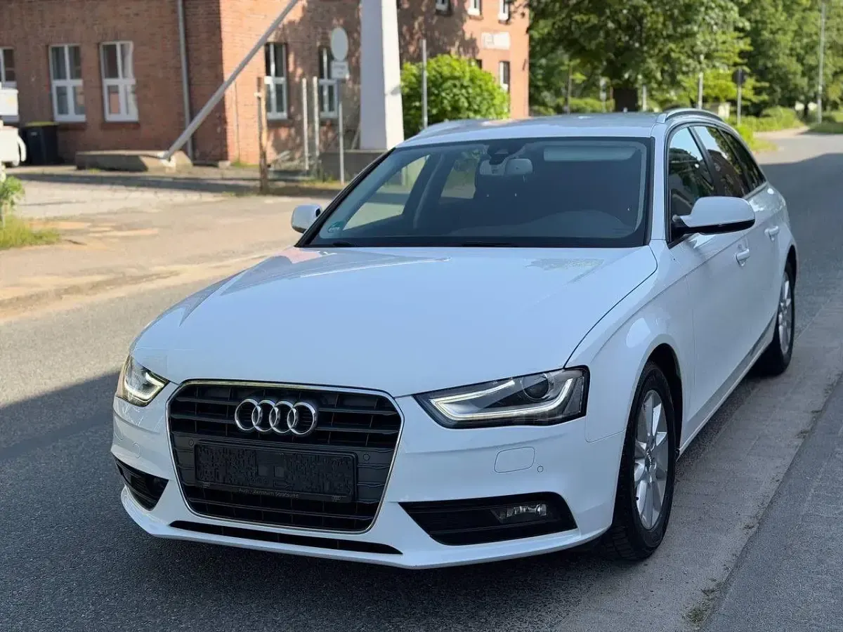 Używany Audi A4 190 KM (139 kW) 2014 Biały Kombi