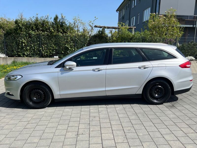 Gebraucht Ford Mondeo 150 PS (110 kW) 2018 Silber Kombi