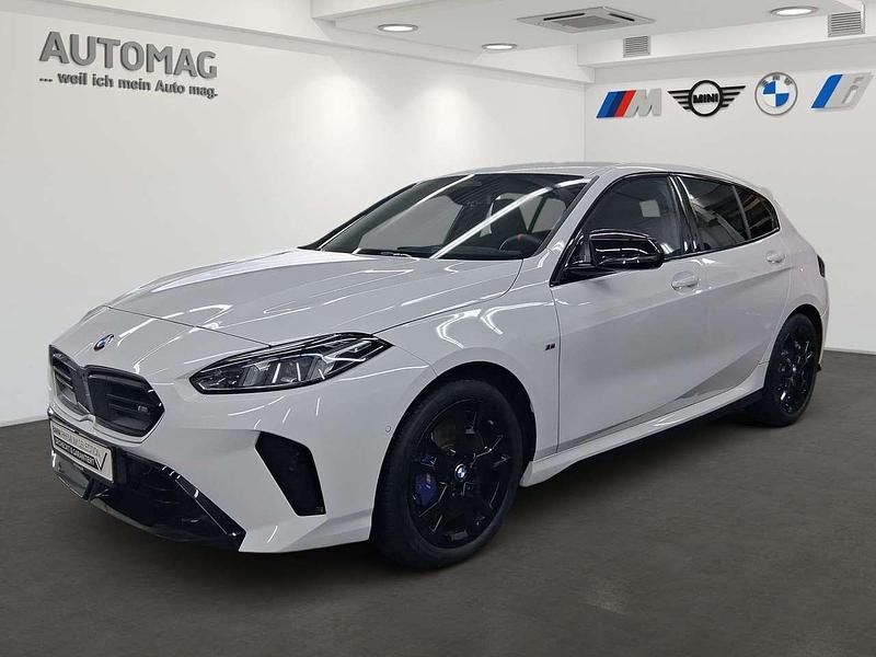 Alpinweiß uni Gebraucht 2025 BMW M135 Efficient Dynamics Kleinwagen | 41.990 € (Guter Preis) - Bild 1/4