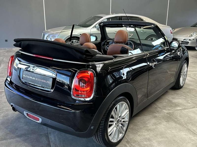 Second-hand Mini Cooper 136 CP (100 kW) 2017 Negru Hatchback