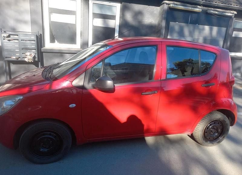 Second-hand Opel Agila 48 CP (35 kW) 2009 Roșu Hatchback