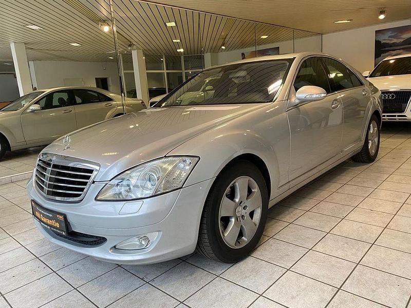 Silber Gebraucht 2007 Mercedes S350 Limousine | 9.950 € (Guter Preis) - Bild 1/4
