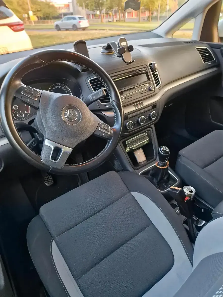 Gebraucht VW Sharan 177 PS (130 kW) 2014 Weiß Van / Kleinbus