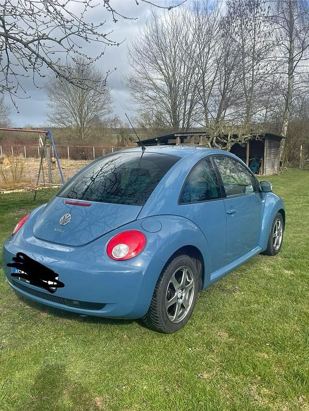 Gebraucht VW New Beetle 105 PS (77 kW) 2006 Blau Kleinwagen