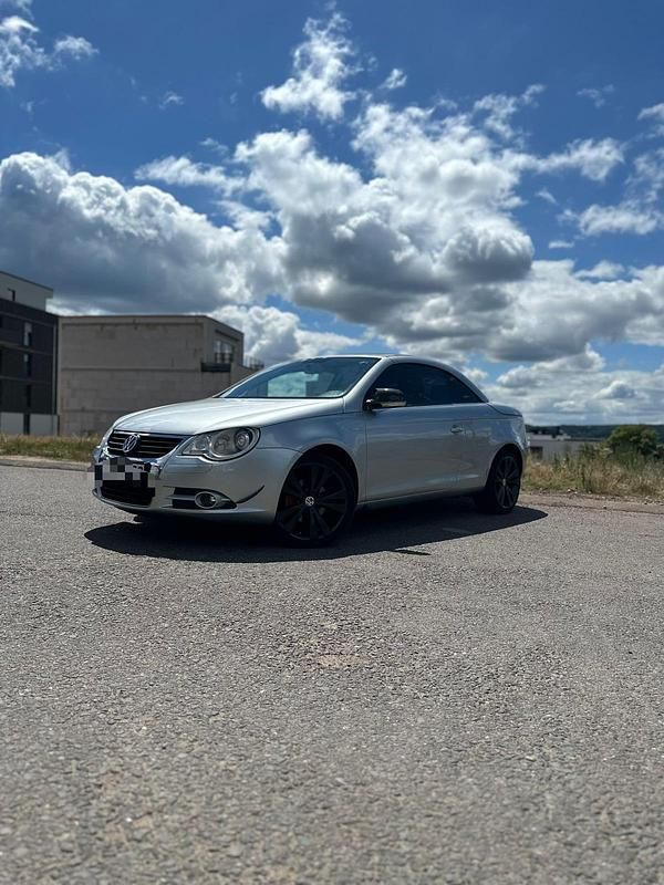 Silber Gebraucht 2007 VW Eos R Cabrio | 2.700 € (Superpreis) - Bild 1/4